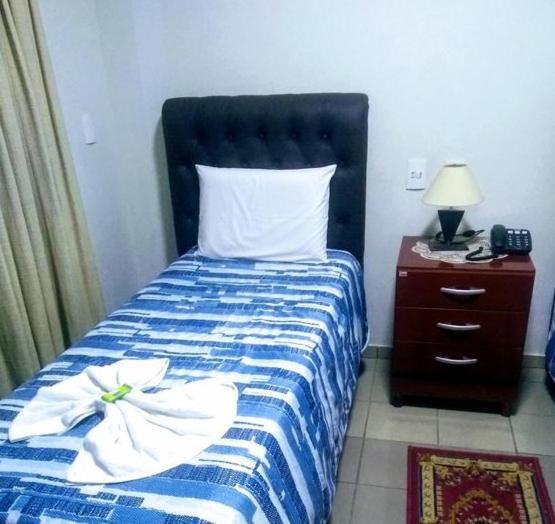 Hotel Uniworld อาราซาตูบา ภายนอก รูปภาพ
